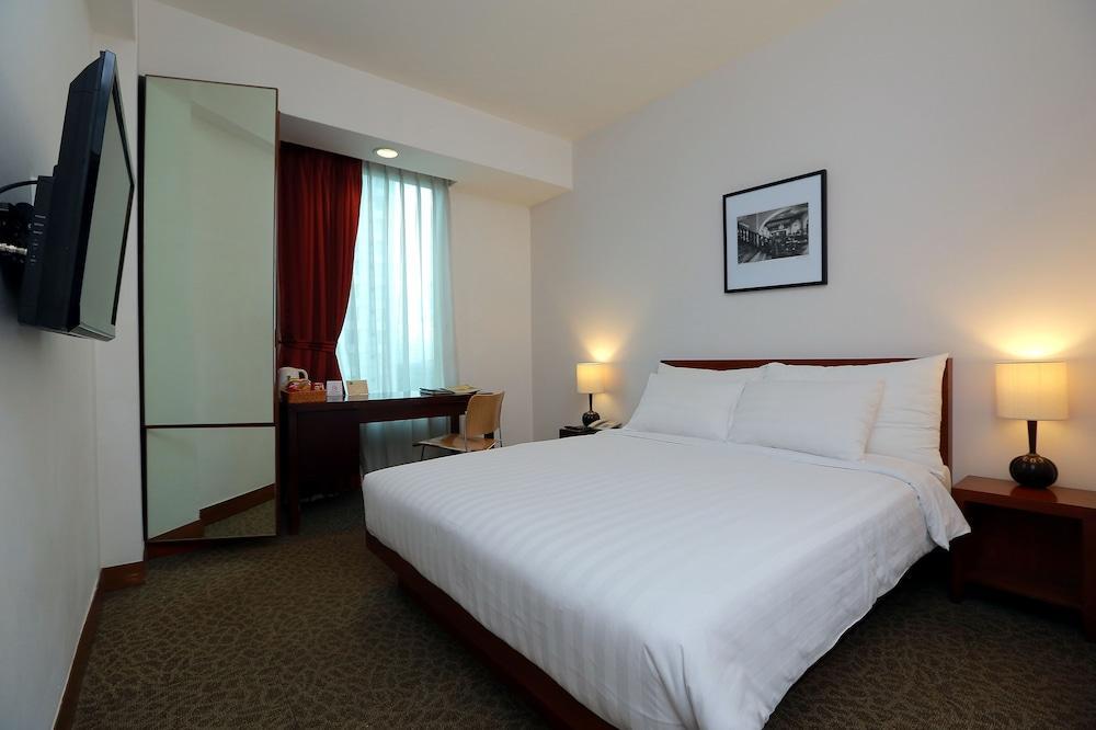 Park Hotel Cawang Jakarta Exterior photo