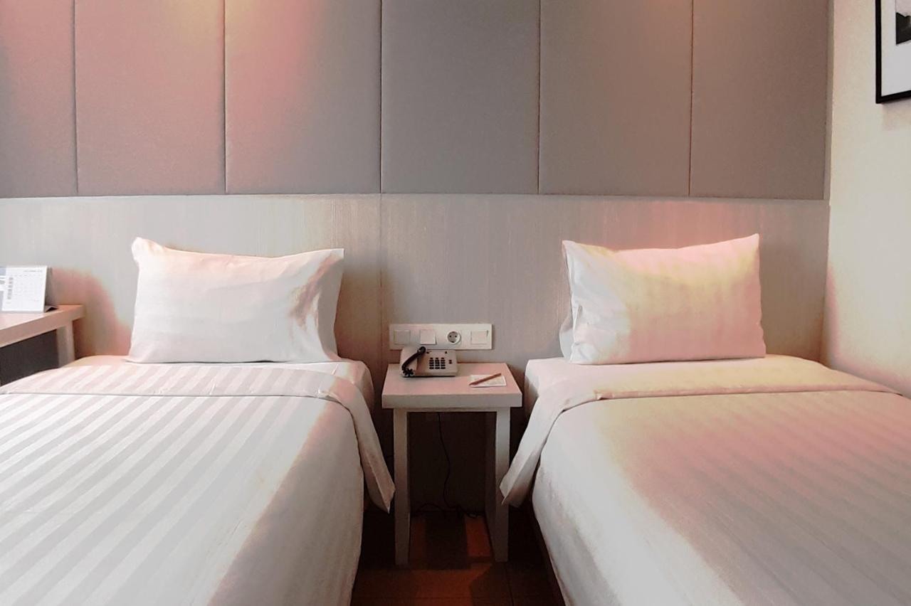 Park Hotel Cawang Jakarta Exterior photo