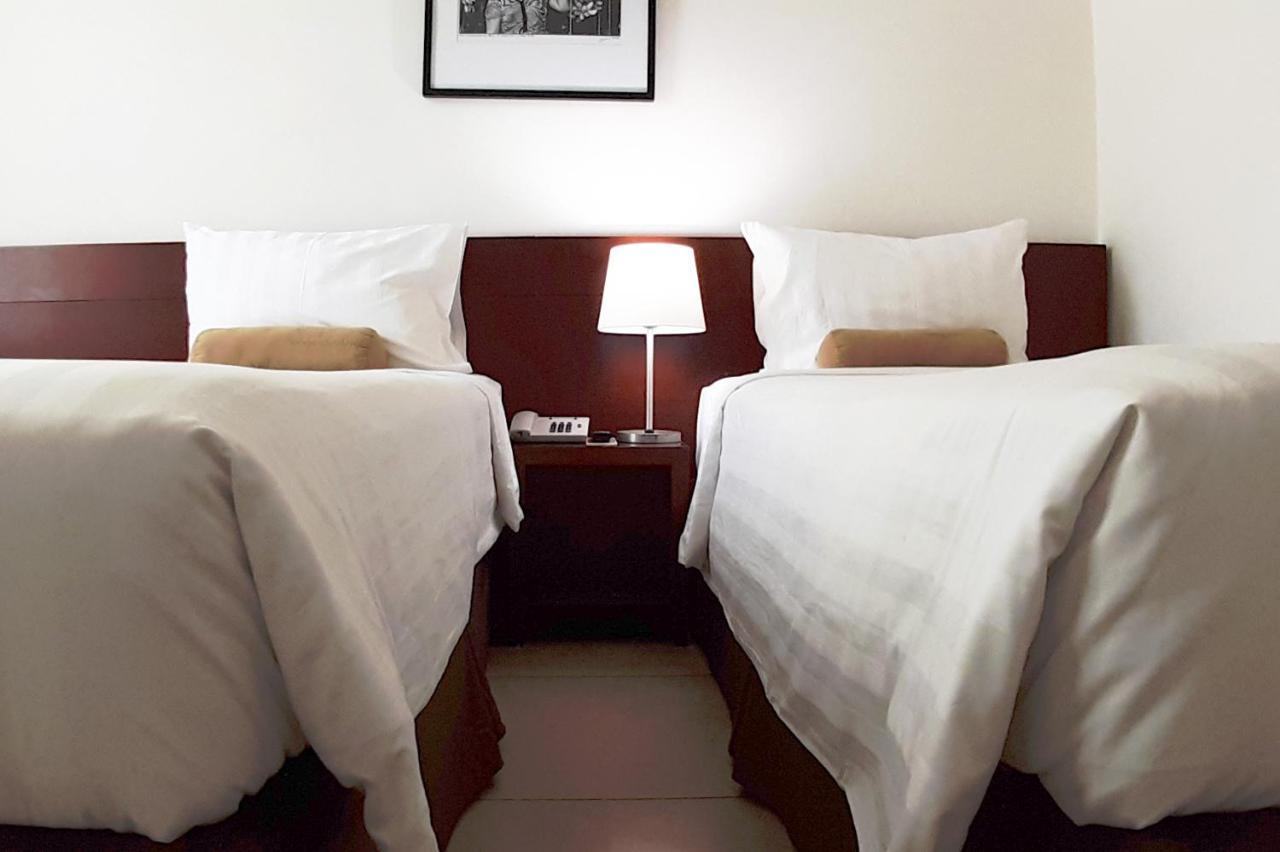 Park Hotel Cawang Jakarta Exterior photo