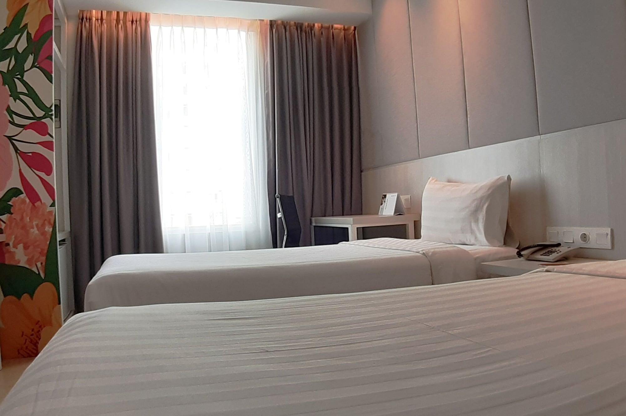 Park Hotel Cawang Jakarta Exterior photo