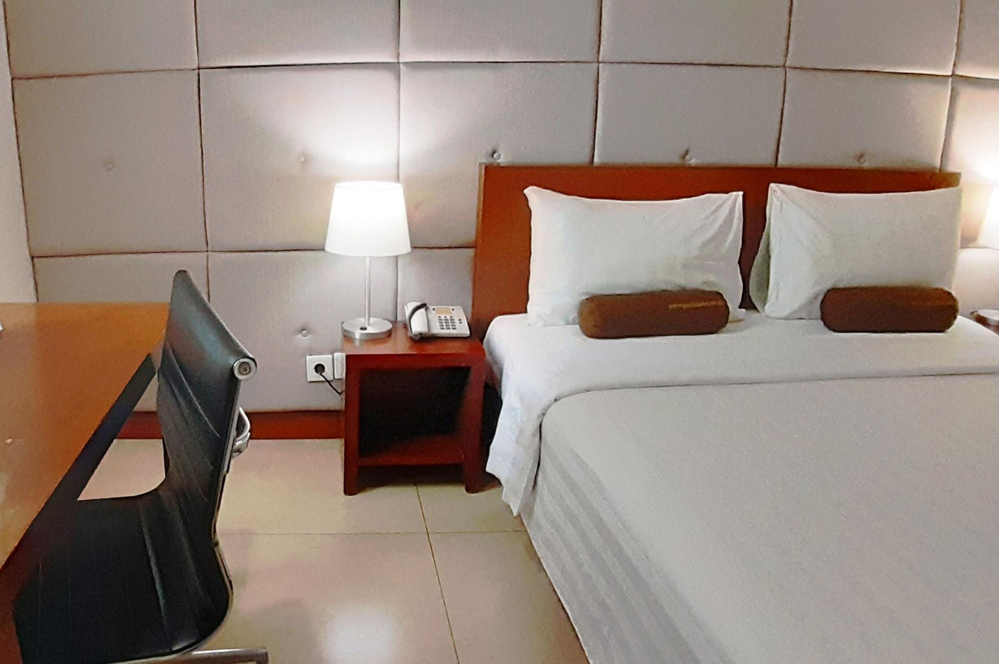 Park Hotel Cawang Jakarta Exterior photo