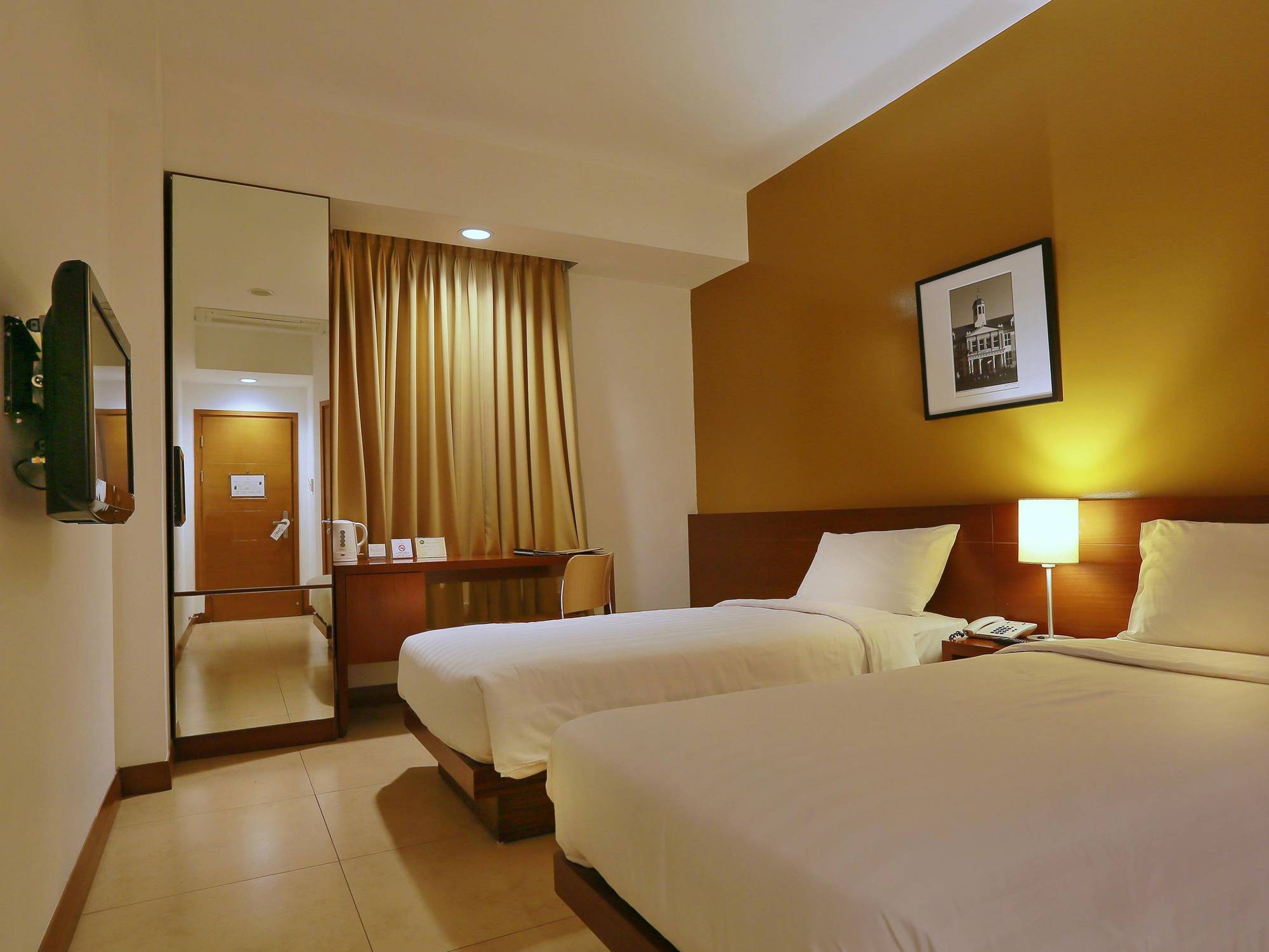 Park Hotel Cawang Jakarta Exterior photo