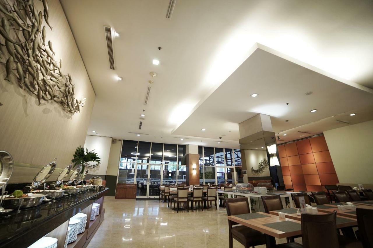 Park Hotel Cawang Jakarta Exterior photo