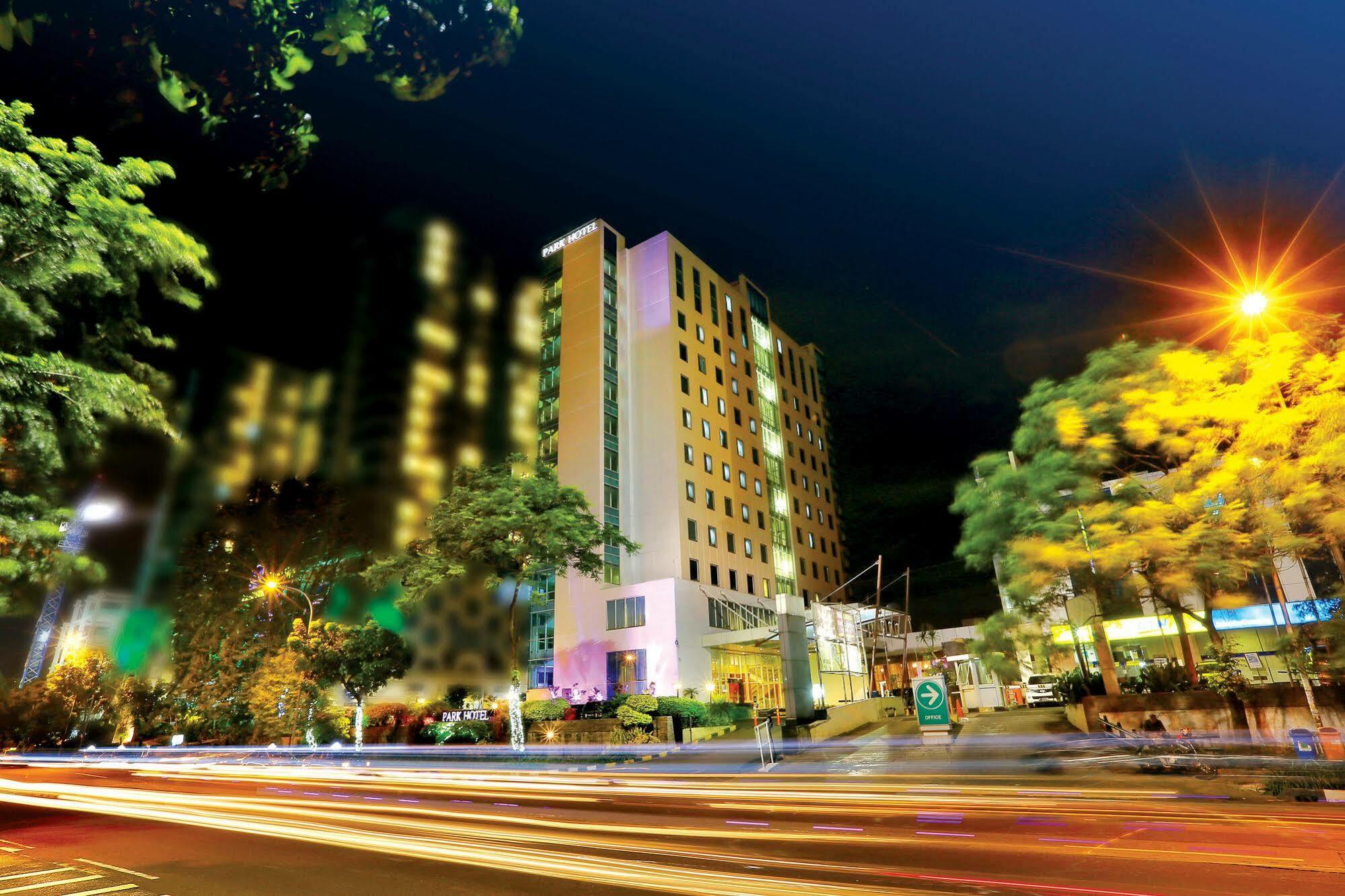 Park Hotel Cawang Jakarta Exterior photo